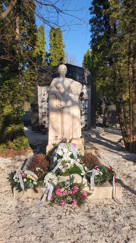 2026_tomb